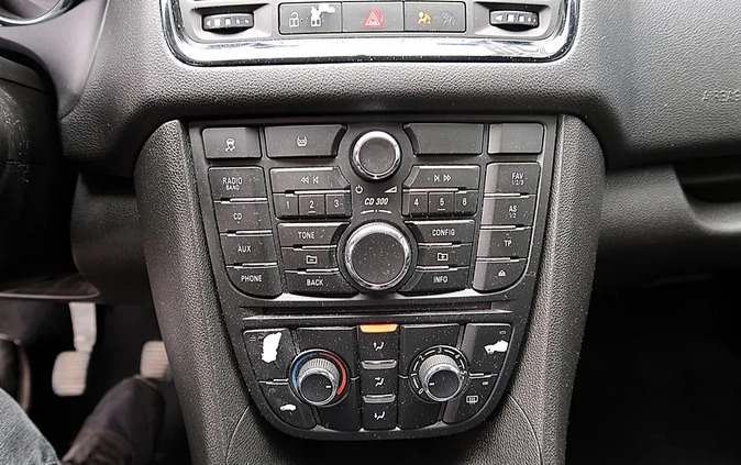 Opel Meriva cena 21900 przebieg: 183000, rok produkcji 2011 z Sanok małe 121